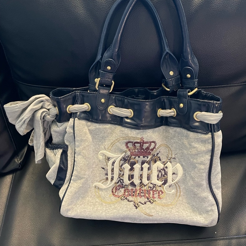 Grey velvet juicy couture y2k daydreamer bag with navy blue leather